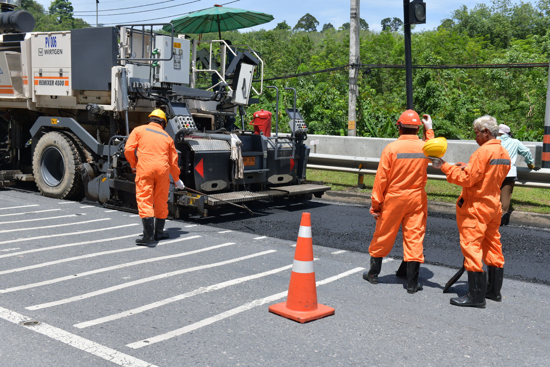 Robotlu Asfalt Yama İşleri